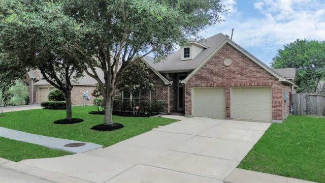 13605 ORCHARD WIND LN, PEARLAND, TX 77584, photo 3 of 50