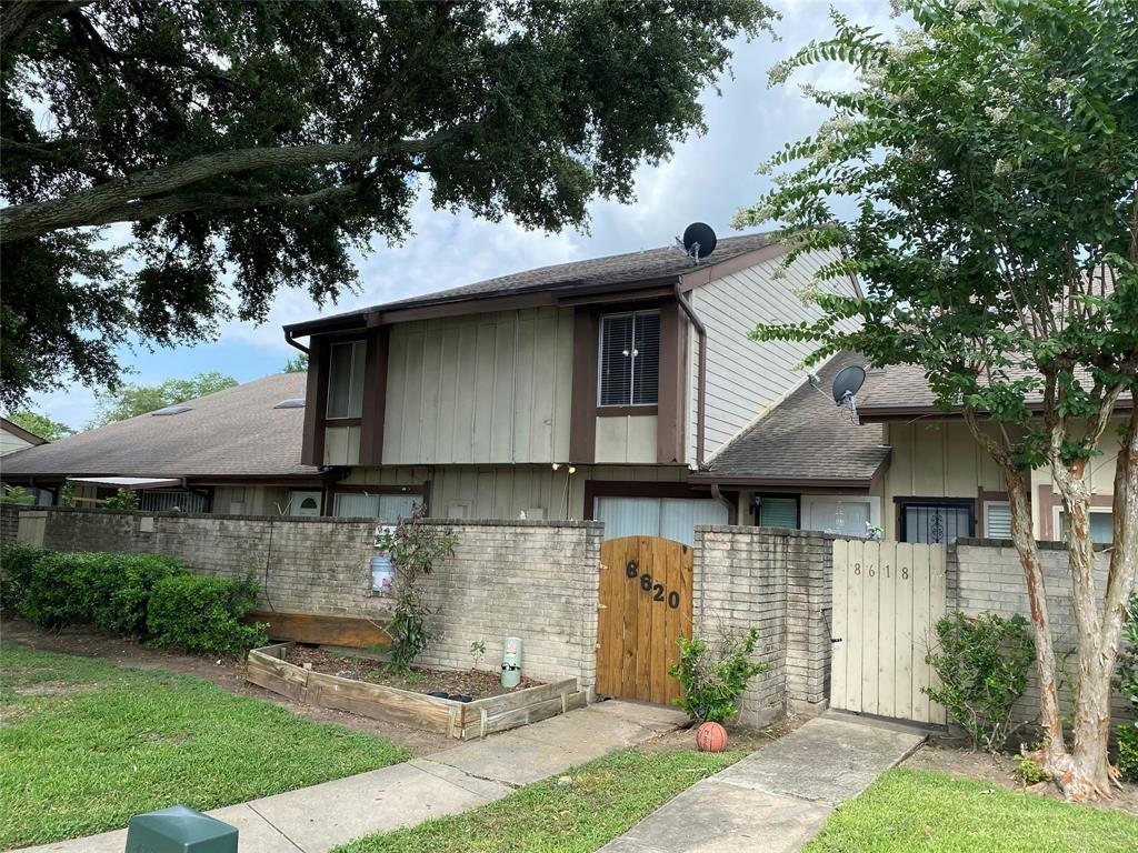 8620 DAIRY VIEW LN, HOUSTON, TX 77072, photo 1 of 31