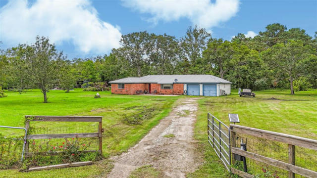 8608 COUNTY ROAD 171, LIVERPOOL, TX 77577 - Image 1