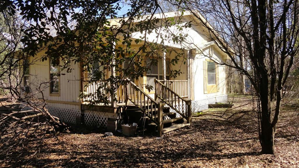 8522 THOMPSON RD, HIGHLANDS, TX 77562, photo 1 of 13