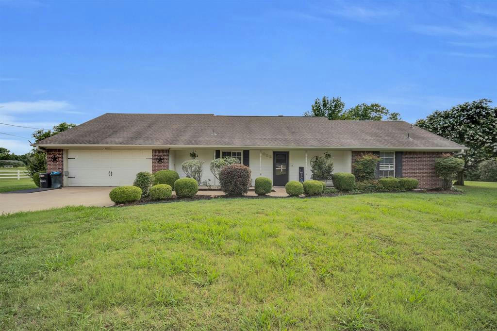 1052 S LOWRANCE RD, RED OAK, TX 75154, photo 1 of 47