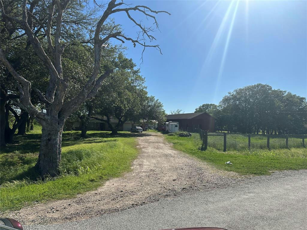 13907 MUECK RD, NEEDVILLE, TX 77461, photo 1 of 14