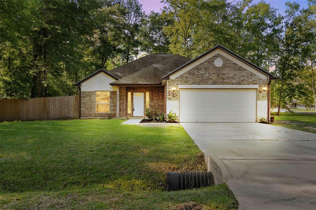 2730 N COLOSSEUM CT, NEW CANEY, TX 77357, photo 1 of 37