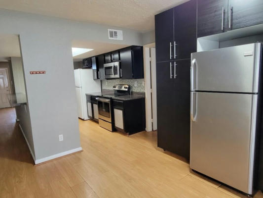 781 COUNTRY PLACE DR APT 1077, HOUSTON, TX 77079 - Image 1