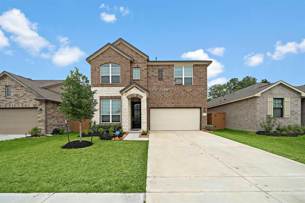 13247 MOORLANDS HILLS DR, HUMBLE, TX 77346, photo 1 of 20