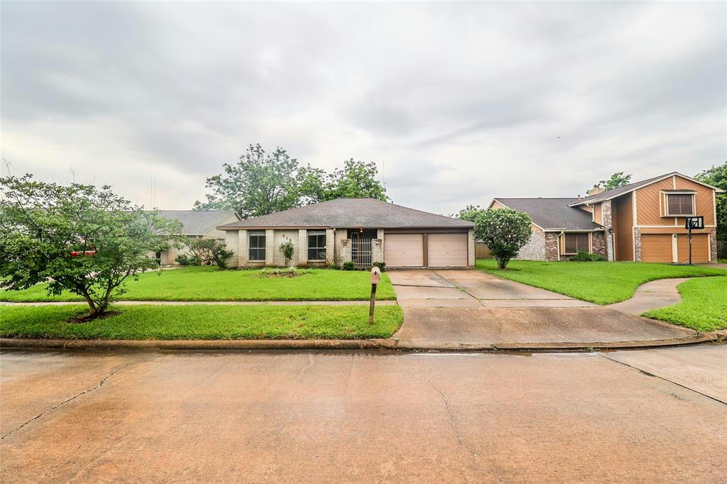 515 REEDWOOD DR DRIVE, HOUSTON, TX 77489, photo 1 of 24