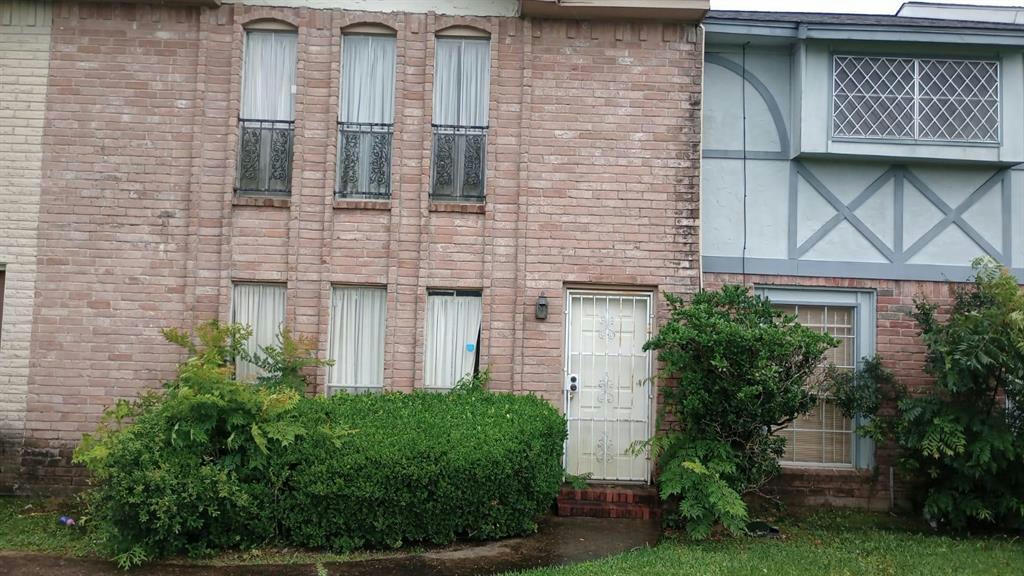 7069 CHASEWOOD DR, HOUSTON, TX 77489, photo 1 of 47