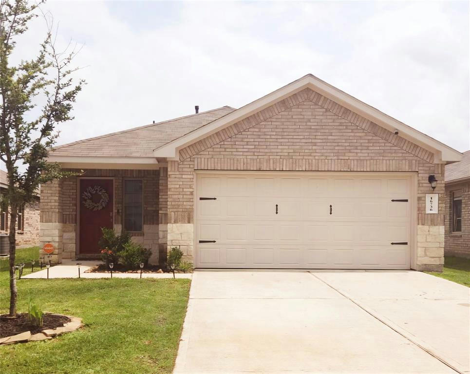 16736 LONELY PINES DR, CONROE, TX 77302, photo 1 of 27