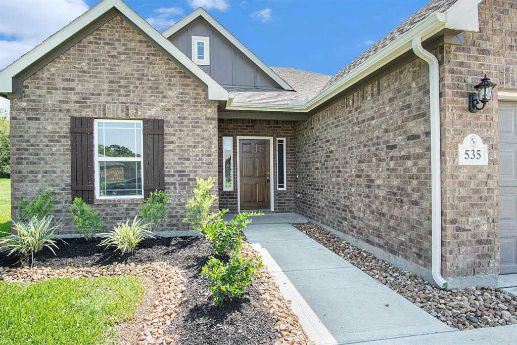 535 WELLSHIRE DR, WEST COLUMBIA, TX 77486, photo 1 of 19