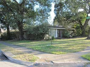 6901 BURGESS ST, HOUSTON, TX 77021, photo 4 of 6