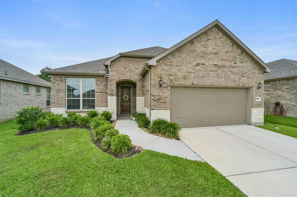 228 SPOTTED SADDLE CT, SPRING, TX 77382, photo 1 of 25