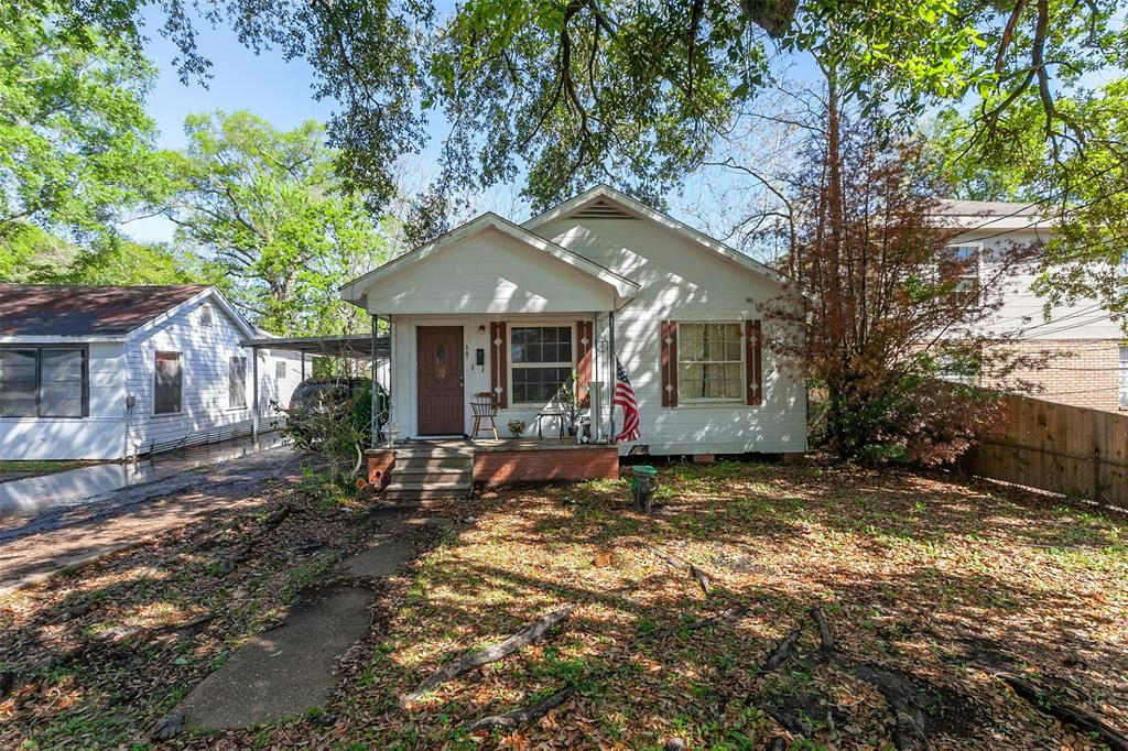 305 ALABAMA ST, BEAUMONT, TX 77705, photo 1 of 14