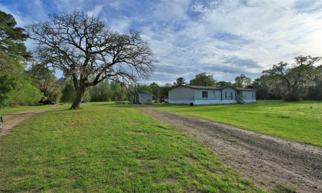 2735 BOBVILLE RD, MONTGOMERY, TX 77316, photo 3 of 48