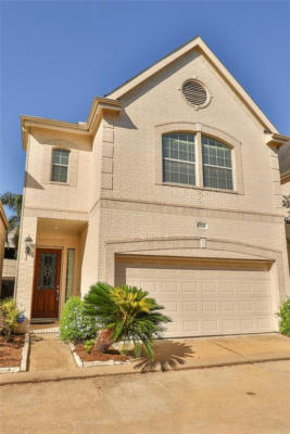 10126 HOLLY CHASE DR, HOUSTON, TX 77042, photo 3 of 46