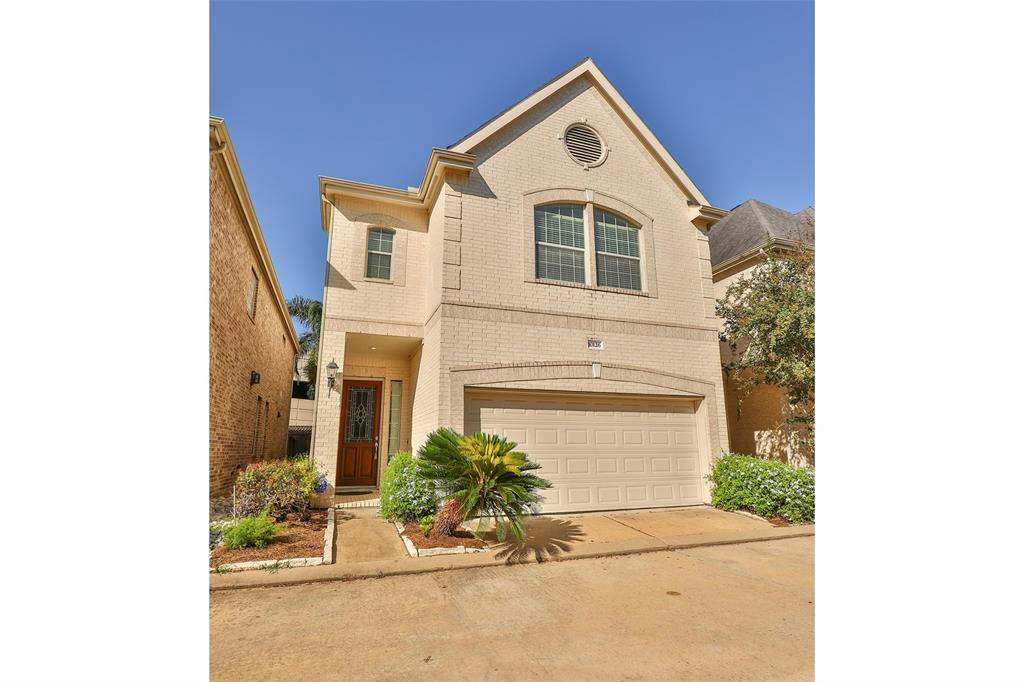10126 HOLLY CHASE DR, HOUSTON, TX 77042, photo 1 of 46