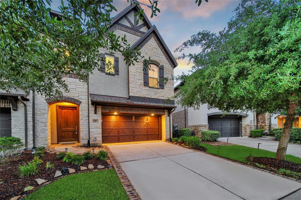 10 JONQUIL PL, TOMBALL, TX 77375, photo 1 of 32