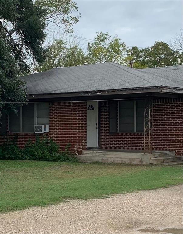 1416 FINFEATHER RD, BRYAN, TX 77803, photo 1 of 13