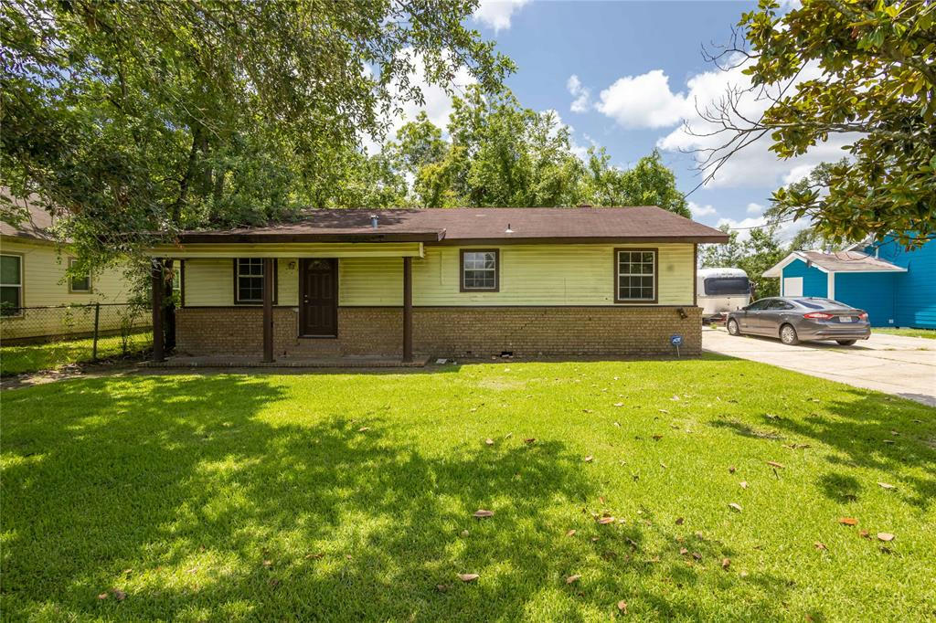 1645 HARRIOT ST, BEAUMONT, TX 77705, photo 1 of 22