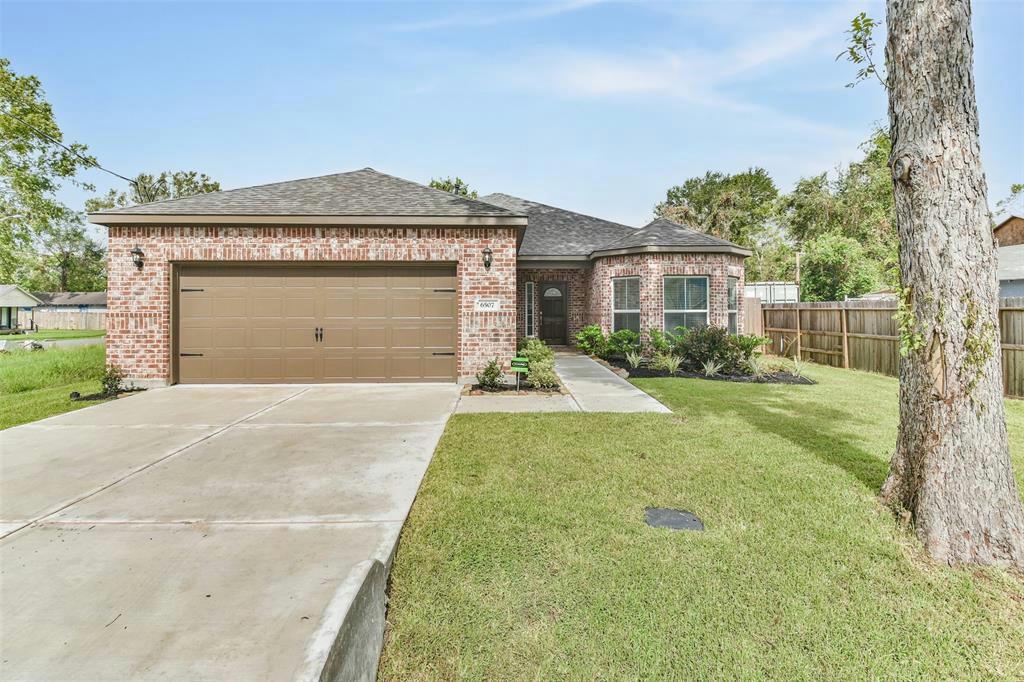 6507 UTAH ST, HOUSTON, TX 77091, photo 1 of 37