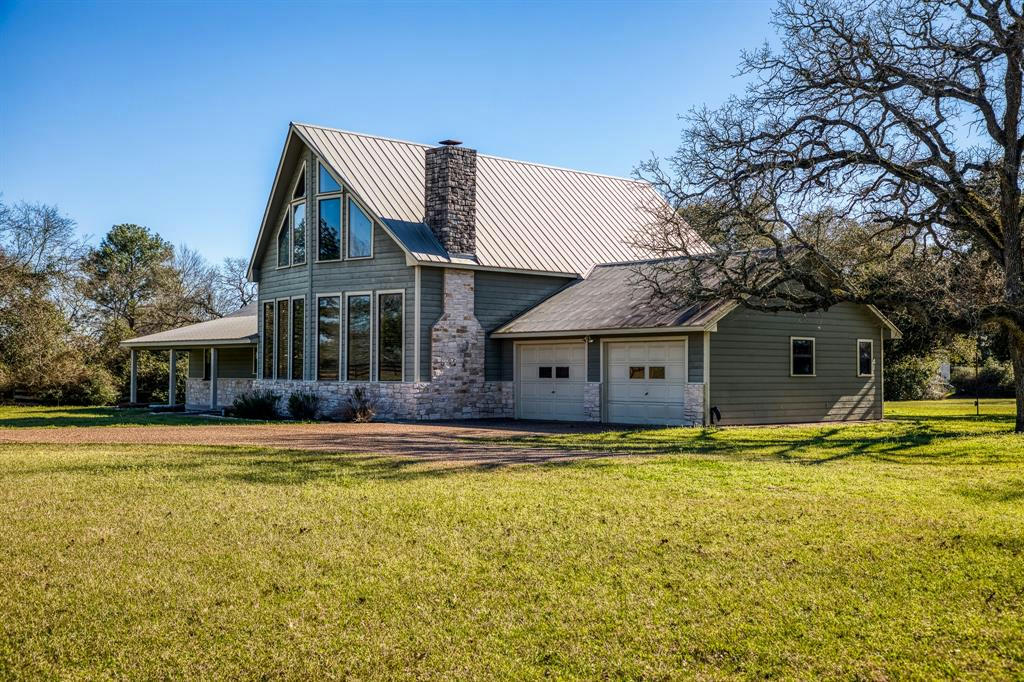 2521 HIGHWAY 36 N, BELLVILLE, TX 77418, photo 1 of 25