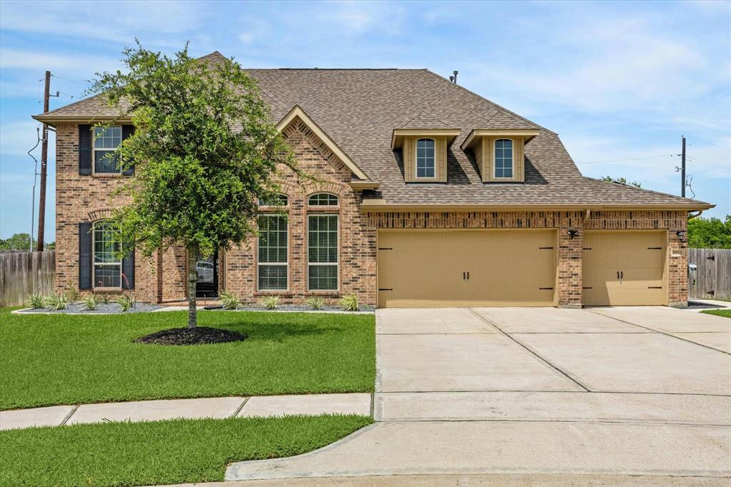 6823 CHAD DR, PEARLAND, TX 77581, photo 1 of 32