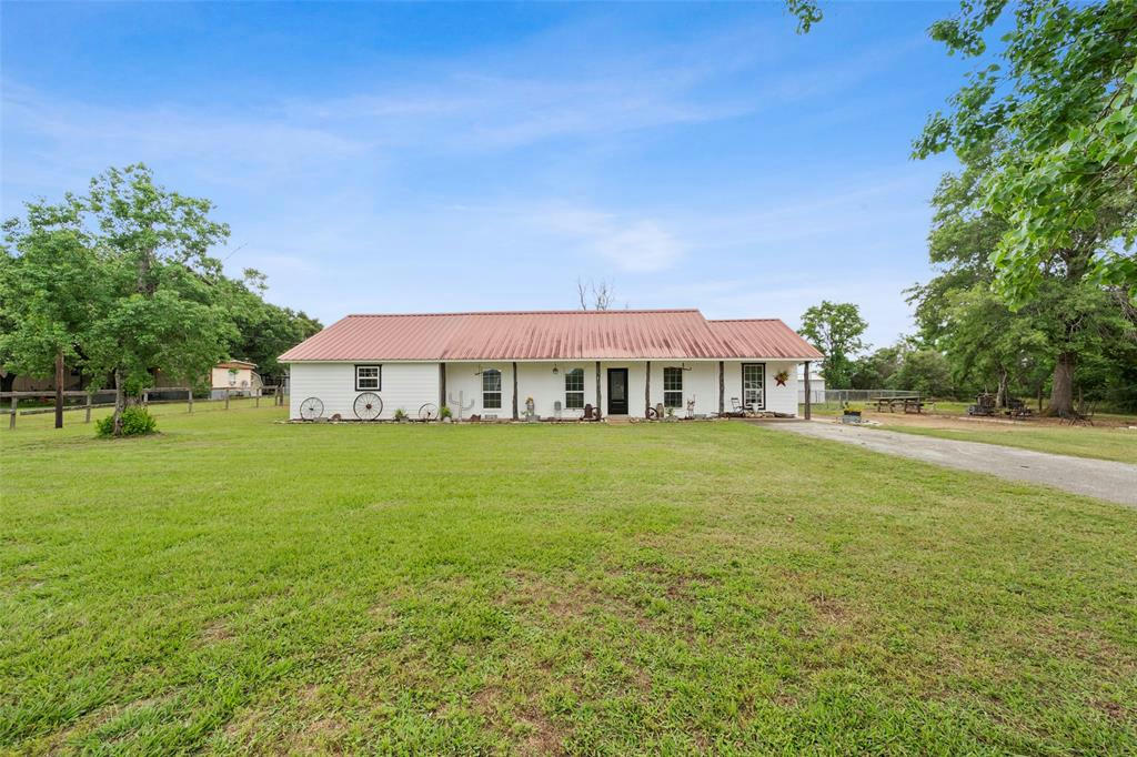 6500 MUEGGE RD, SEALY, TX 77474, photo 1 of 44