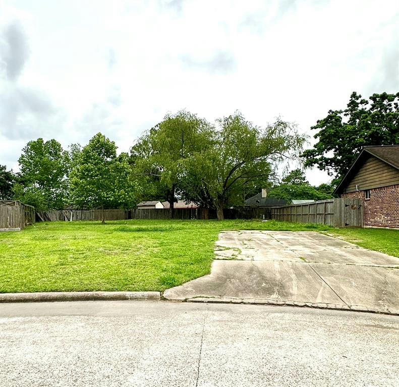 11514 QUINCEWOOD DR, HOUSTON, TX 77089, photo 1 of 6
