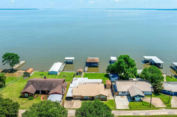 121 W LAKEVIEW DR, POINTBLANK, TX 77364 - Image 1
