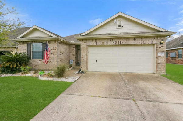 9211 MORNINGSIDE DR, HITCHCOCK, TX 77563, photo 3 of 32