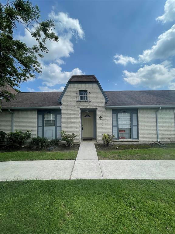 7351 COOK RD, HOUSTON, TX 77072, photo 1 of 9