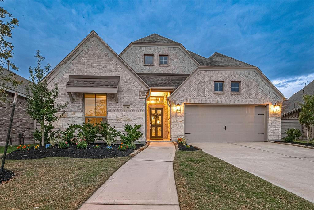 2234 FOREST TRACE LN, MANVEL, TX 77578, photo 1 of 50