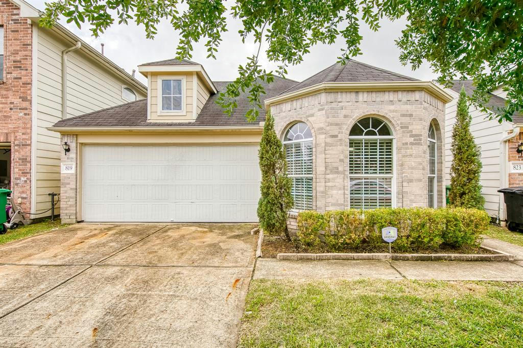 819 FOREST THICKET LN, HOUSTON, TX 77067, photo 1 of 32