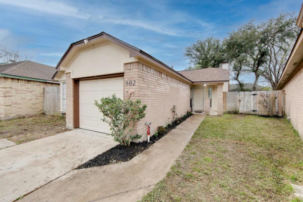 902 SOMERCOTES LN, CHANNELVIEW, TX 77530 - Image 1