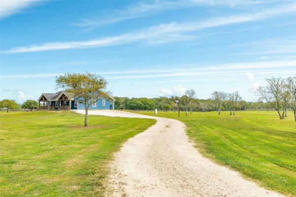 5049 COUNTY ROAD 208, DANBURY, TX 77534, photo 2 of 43