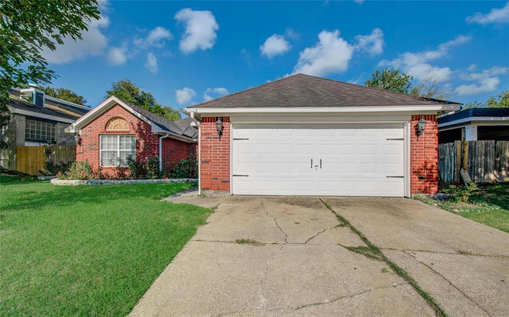 959 HEATHFIELD DR, CHANNELVIEW, TX 77530, photo 1 of 31