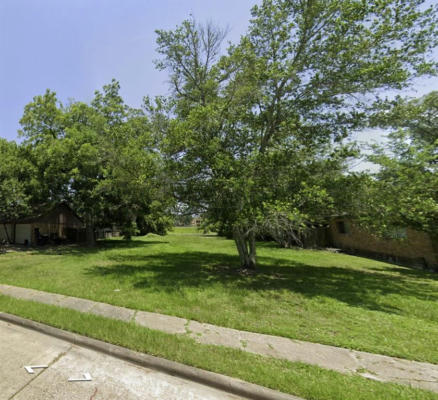 1511 BAYOU DR, ALVIN, TX 77511, photo 4 of 6