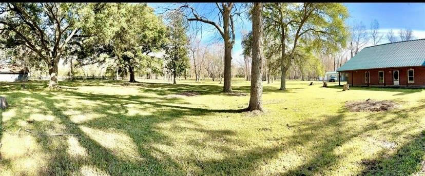 215 COUNTY ROAD 2086, LIBERTY, TX 77575, photo 1 of 21