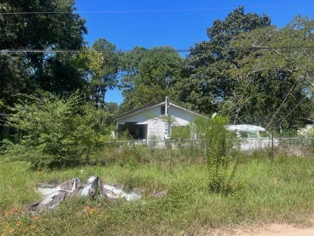 1304 S RAILROAD AVE, SHEPHERD, TX 77371, photo 1 of 6