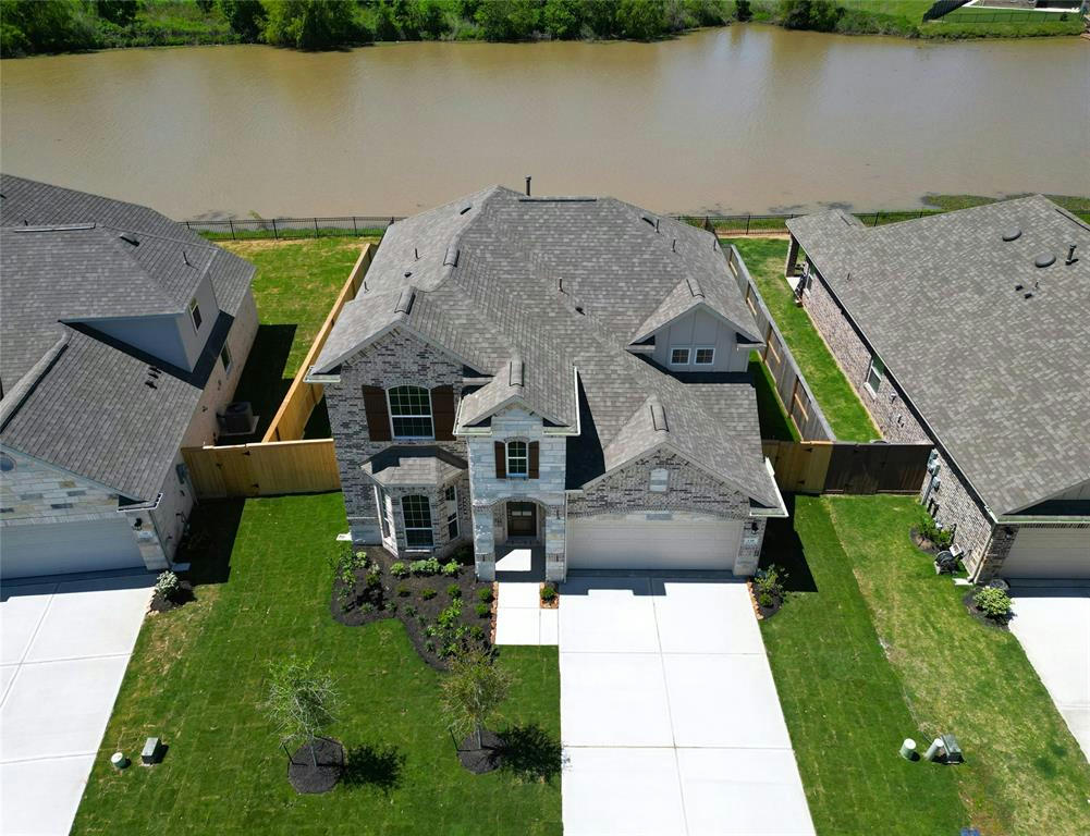 138 WATER GRASS TRL, CLUTE, TX 77531, photo 1 of 28