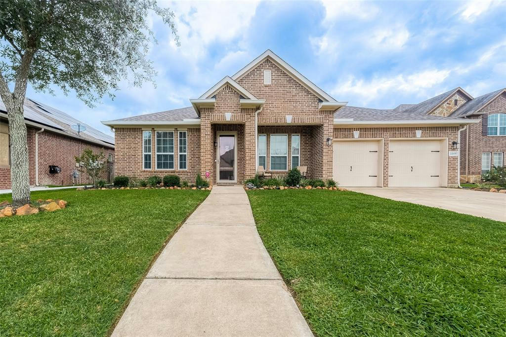 2205 LAGO CANYON CT, PEARLAND, TX 77089, photo 1 of 50