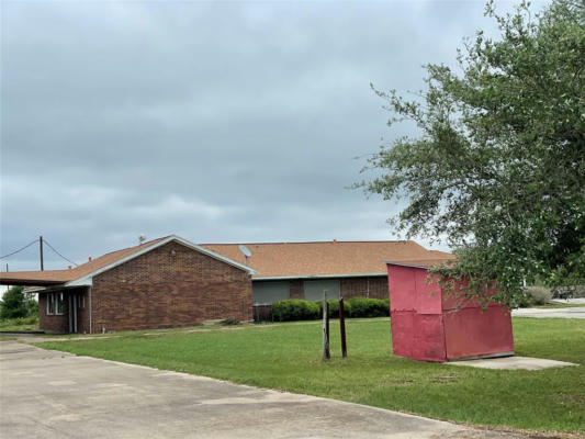 211 COUNTY ROAD 227, HUNGERFORD, TX 77435, photo 4 of 18