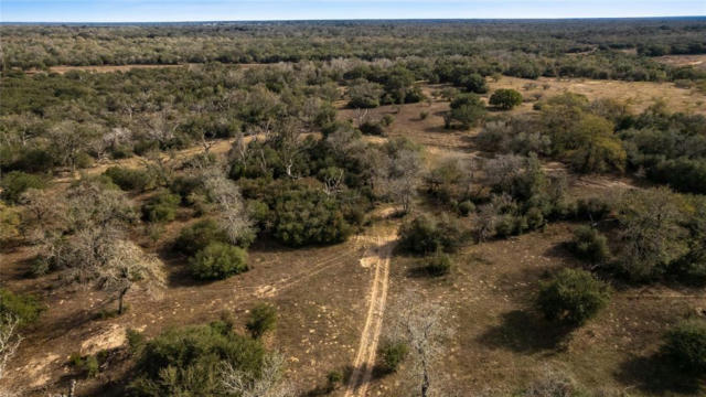 6577 OLD YOAKUM RD, CUERO, TX 77954, photo 3 of 40