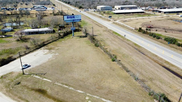 7529 BLIMP BASE RD, HITCHCOCK, TX 77563, photo 2 of 10