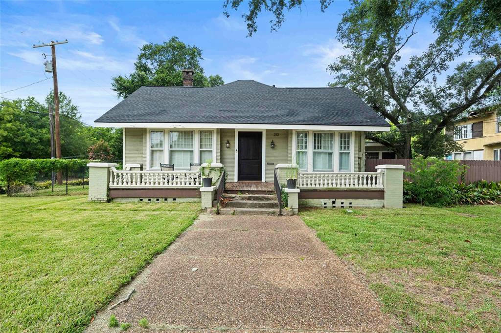 233 N 7TH ST, BEAUMONT, TX 77702, photo 1 of 29