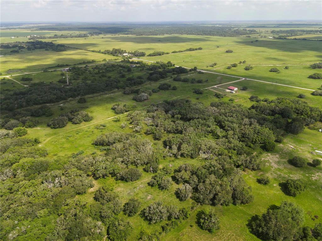 000 COUNTY ROAD 465, BLESSING, TX 77419, photo 1 of 4