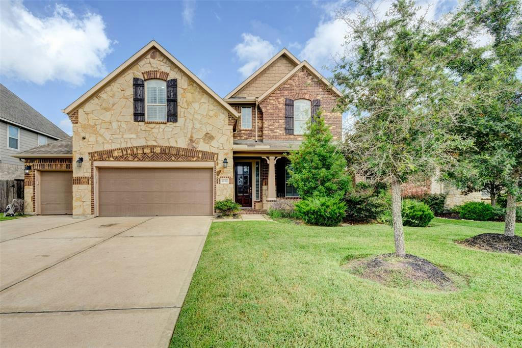 1822 PLEASANT SPRINGS LN, PEARLAND, TX 77089, photo 1 of 31