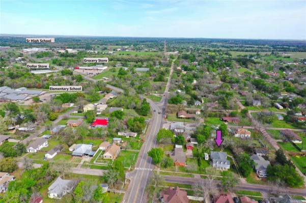 113 S 9TH AVE, TEAGUE, TX 75860, photo 2 of 34