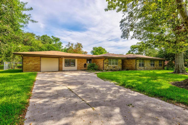 11940 10TH ST, SANTA FE, TX 77510, photo 4 of 32