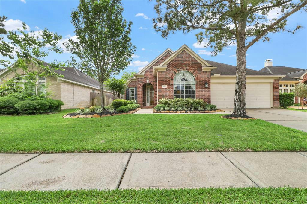 3914 SUMMERFIELD DR, PEARLAND, TX 77584, photo 1 of 28