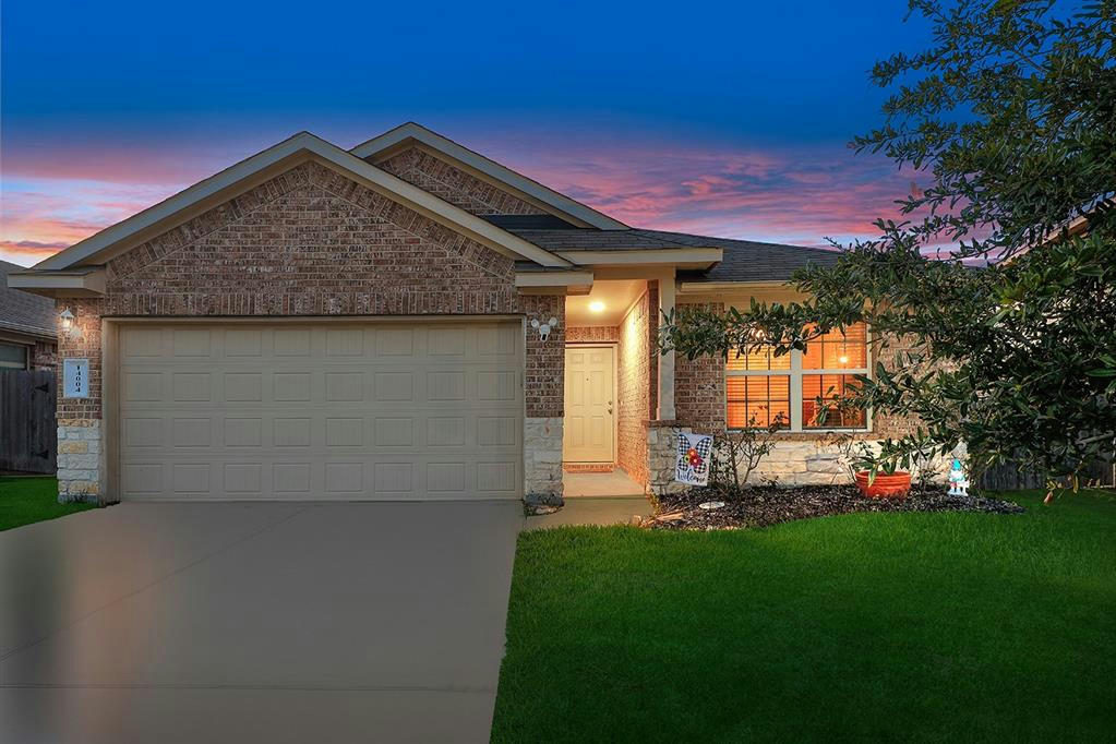 14004 LAKE CRESCENT DR, CONROE, TX 77384, photo 1 of 21